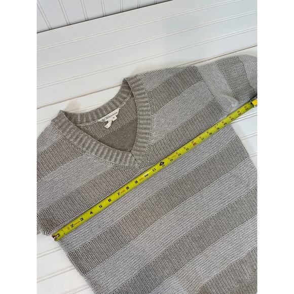 BCBGeneration V-Neck Sweater Gray Stripe Cotton & Acrylic Size XS - Picture 4 of 5